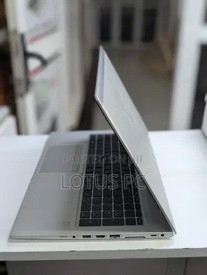 Laptop HP EliteBook 755 G5 16GB AMD Ryzen 7 SSD 256GB