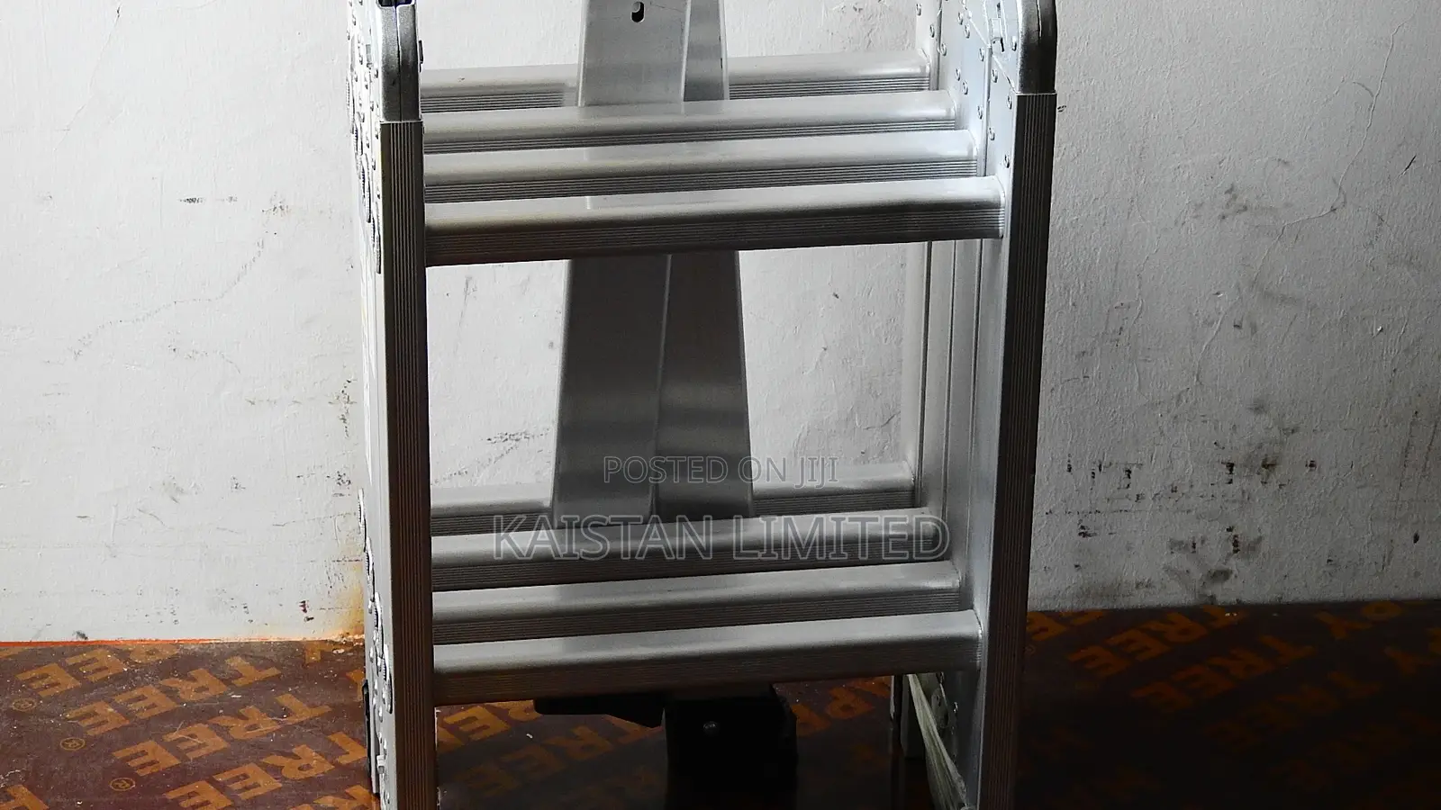 Aluminium Multipurpose Ladder – Foldable & Adjustable