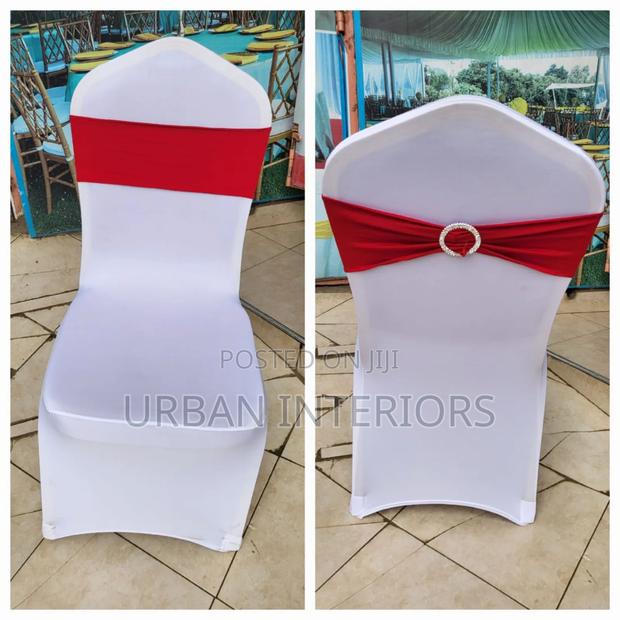 White Chair Covers With Red Tie Backs White Chair Covers