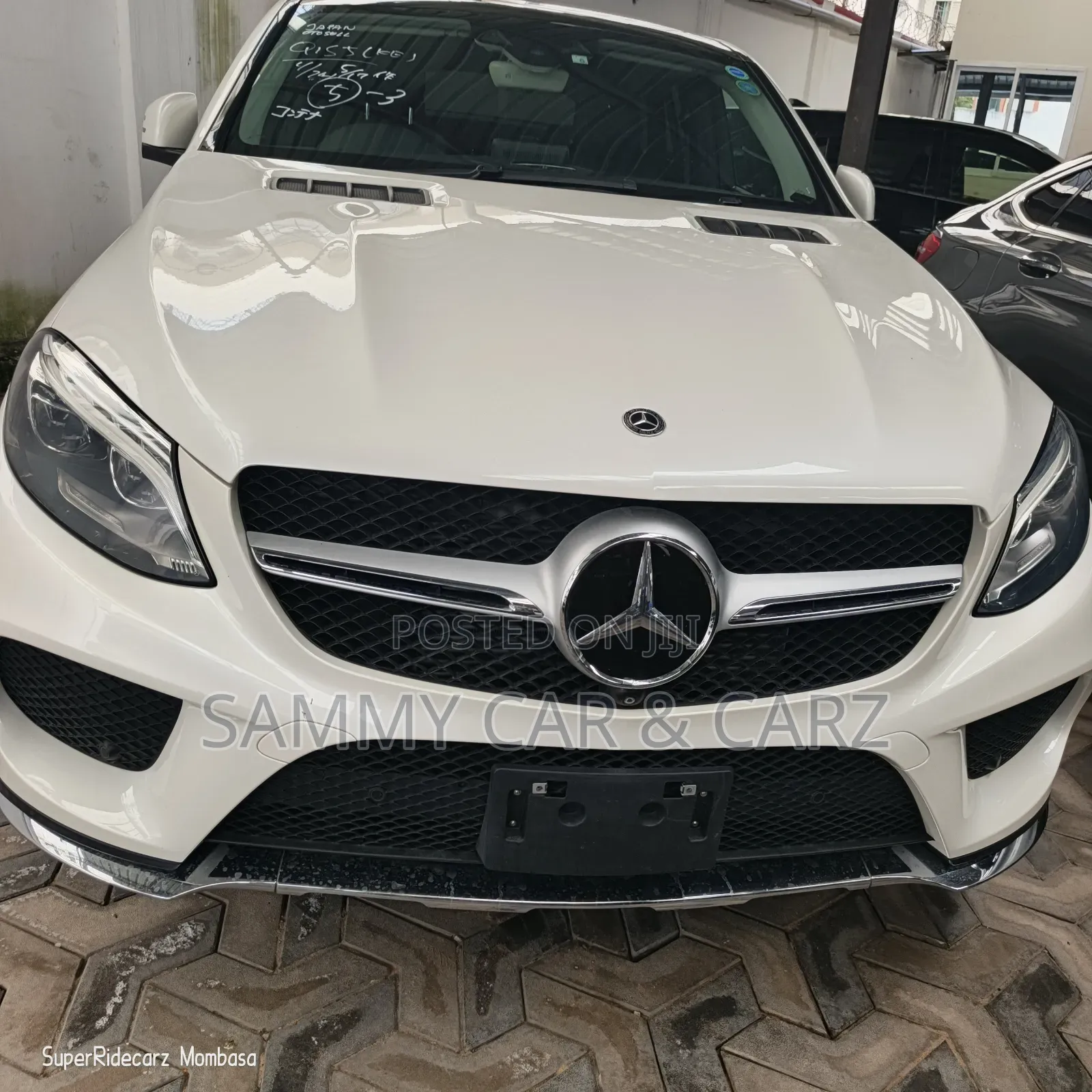Mercedes-Benz GLE-Class GLE 350d 4MATIC 2018 White