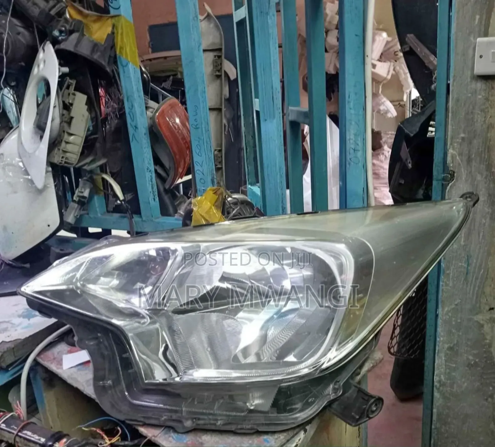 Ex Japan Ractis 2010-2012 Headlight Non-Xenon