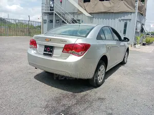 Chevrolet Cruze 1LT 2011 Silver
