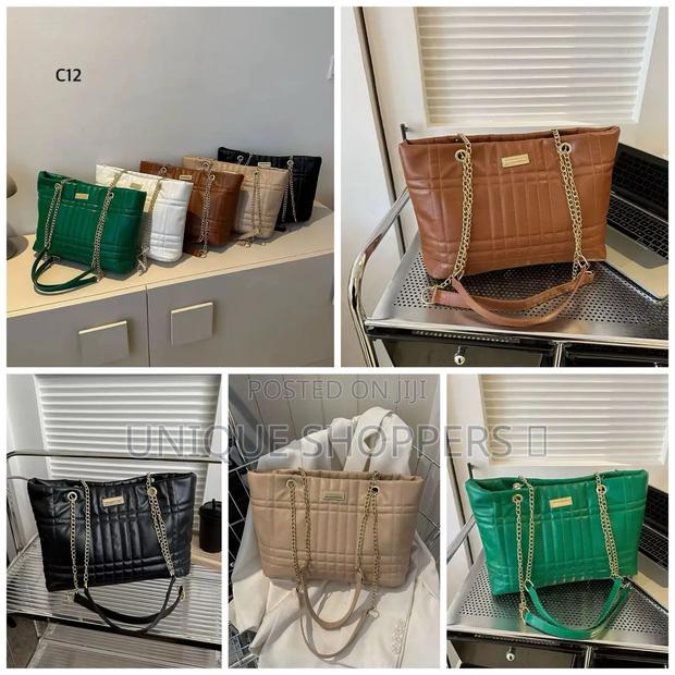 Classy Handbag Selection - thumbnail 4