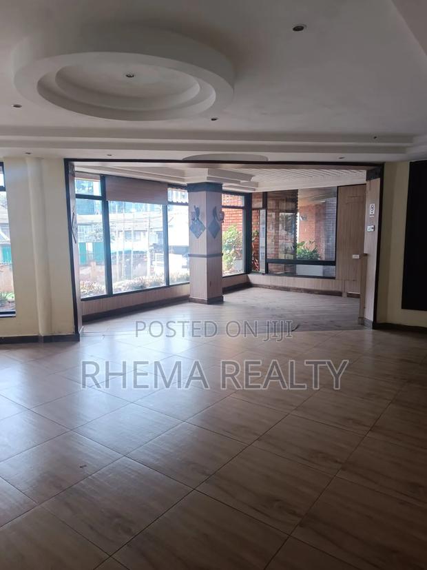 Westlands Property Ref 043/001/Rre - thumbnail 12