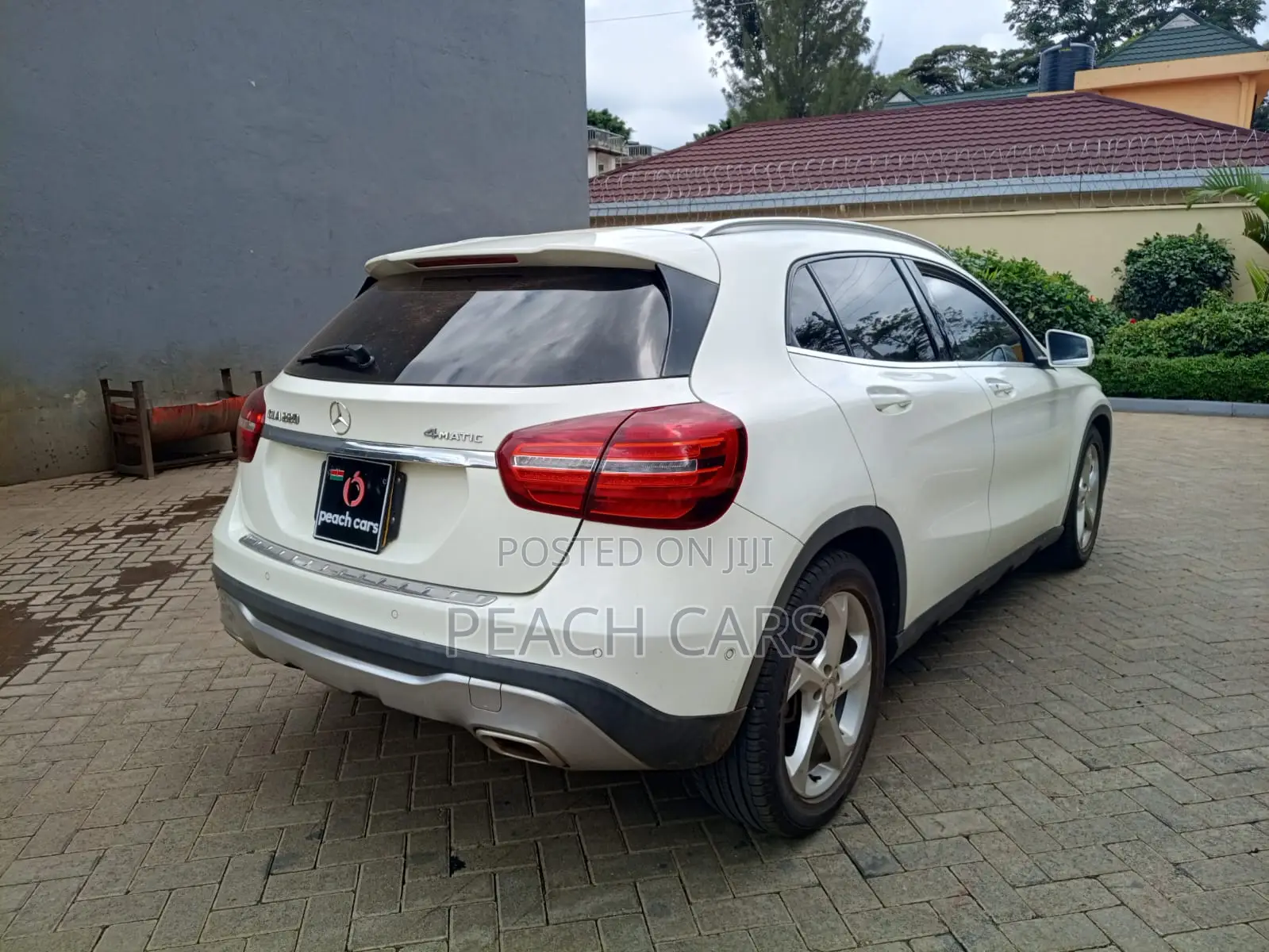 Mercedes-Benz GLA-Class 2017 White