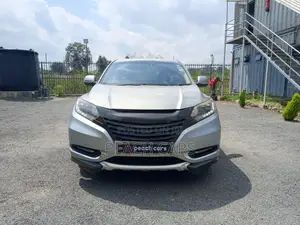 Honda Vezel 1.5 2WD 2014 Gray