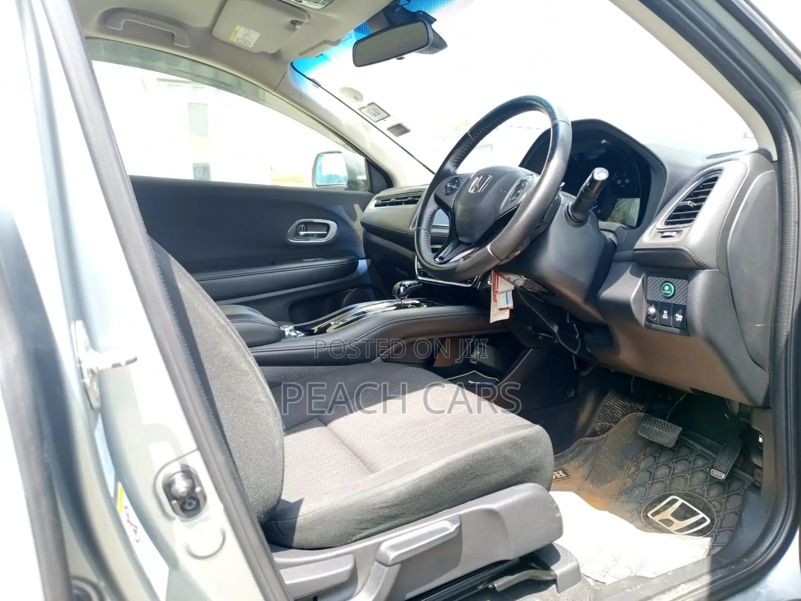 Honda Vezel 1.5 2WD 2014 Gray