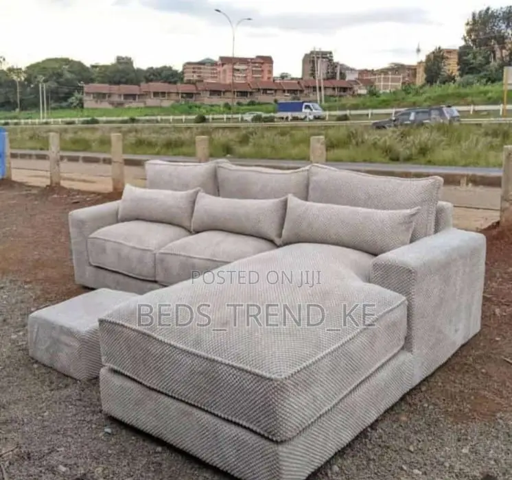 True 6 Seater L Sofa Set With a Puff