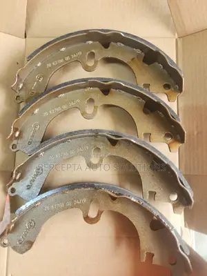 Toyota Corolla Ae100, Carina,Corona,Raum Brake Shoe/Lining 
