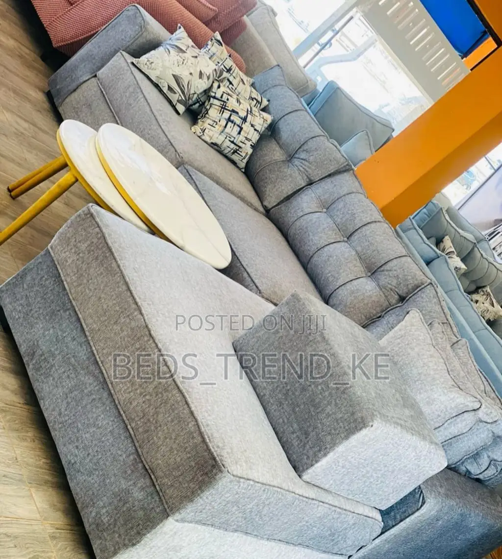 Stylish 6 Seater L Sofa Set With Pillows