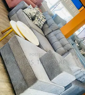 Stylish 6 Seater L Sofa Set With Pillows