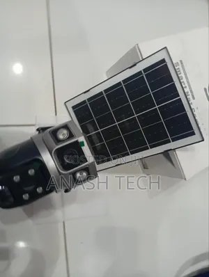 Space Efficient 4g Dual Lens PTZ Rotating Solar CCTV