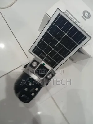 Space Efficient 4g Dual Lens PTZ Rotating Solar CCTV
