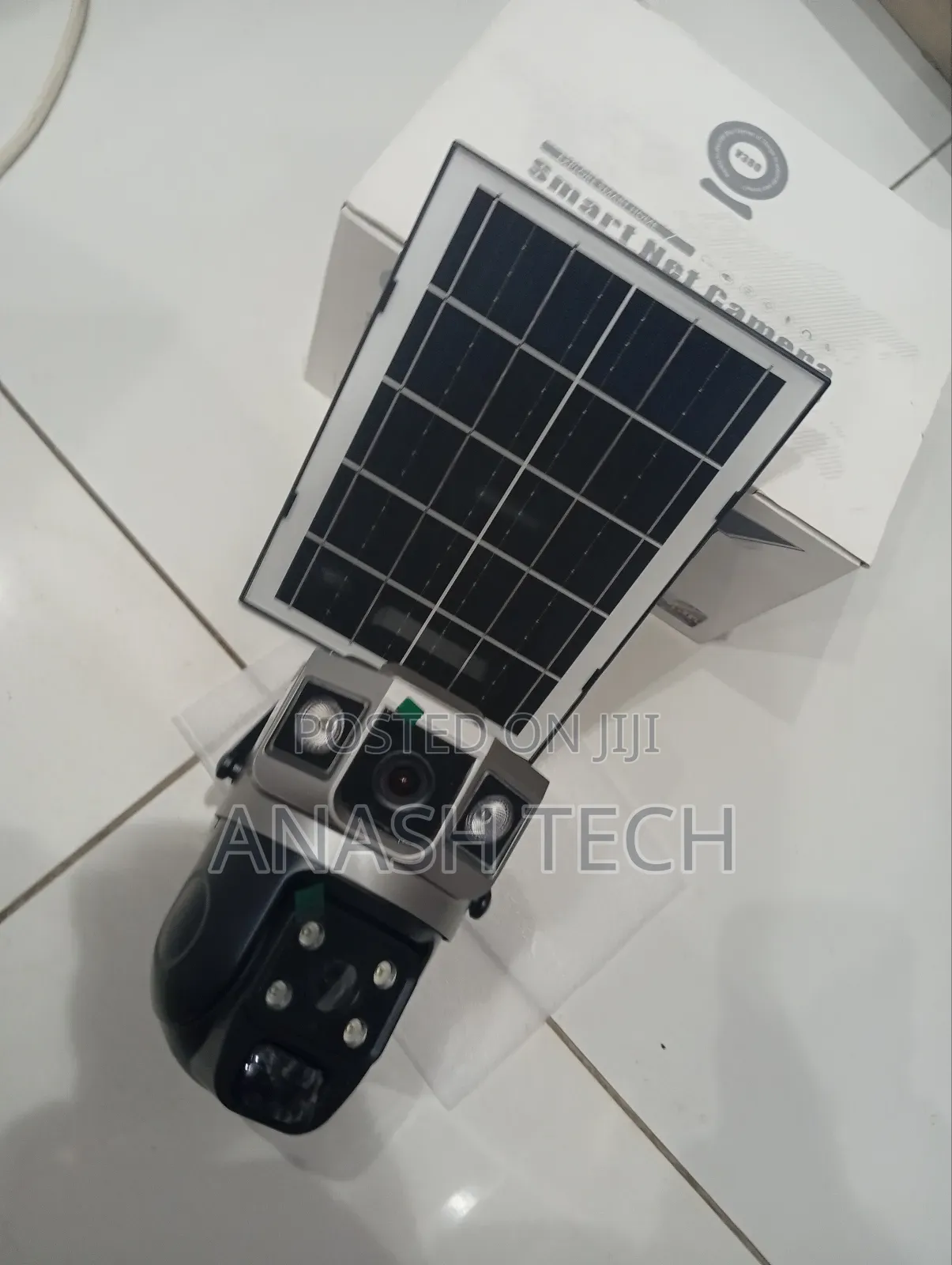 Space Efficient 4g Dual Lens PTZ Rotating Solar CCTV