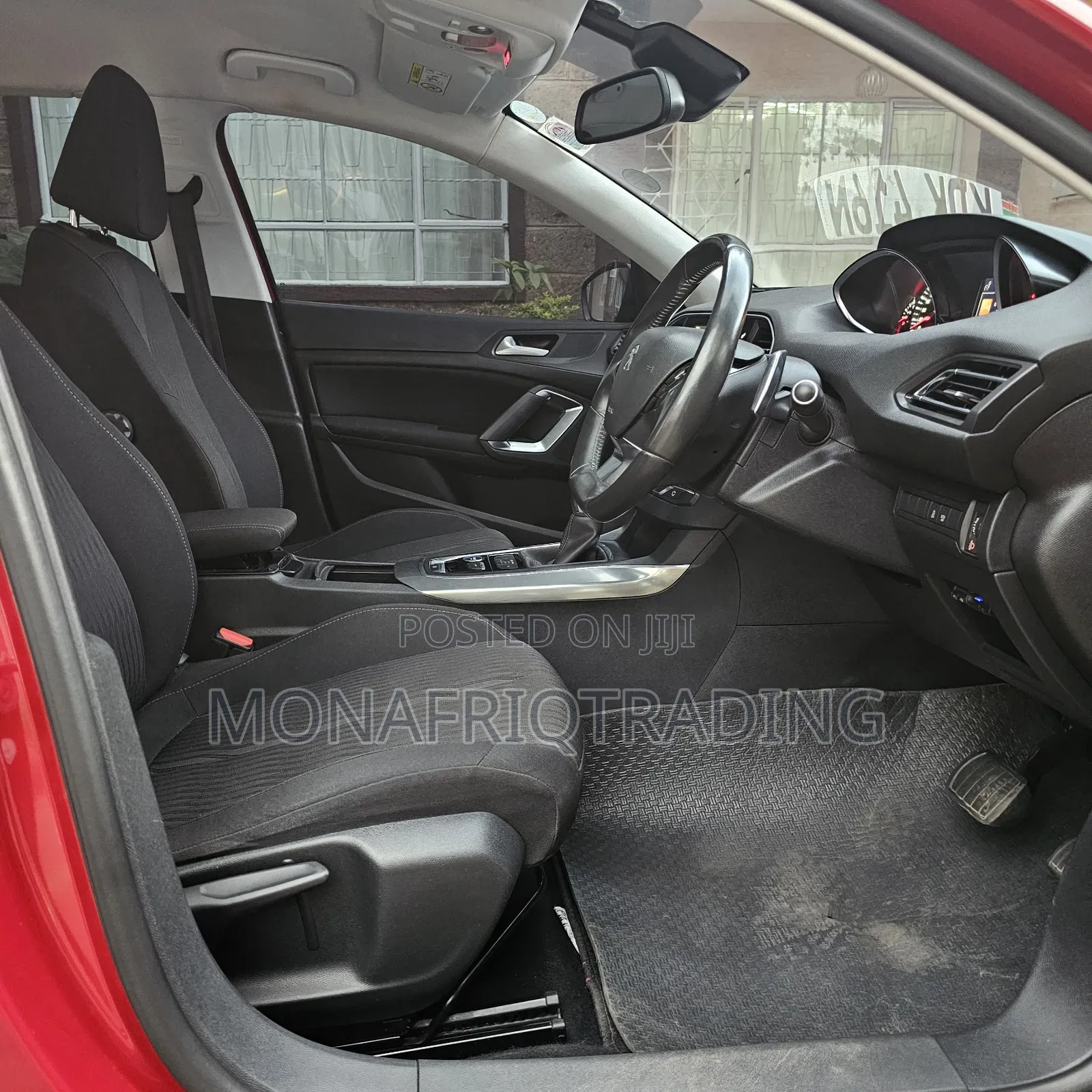 Peugeot 308 2015 Red