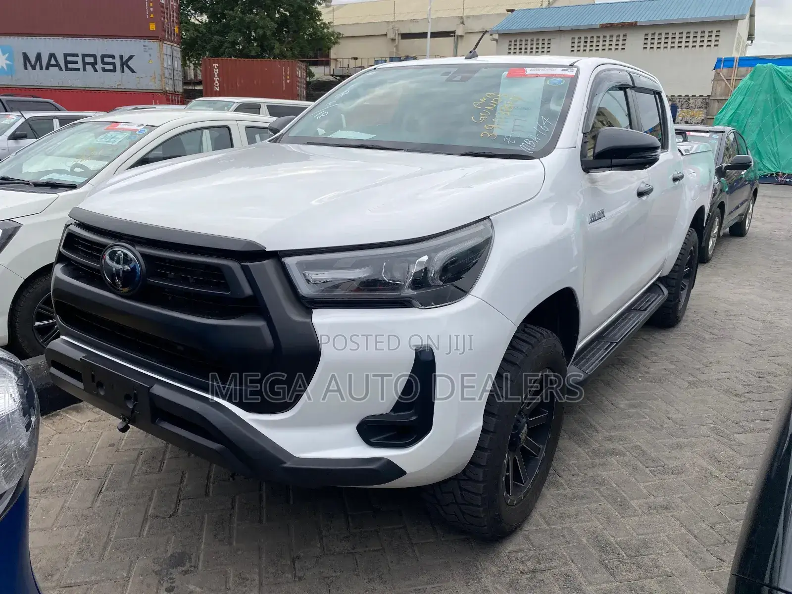 Toyota Hilux 2018 White