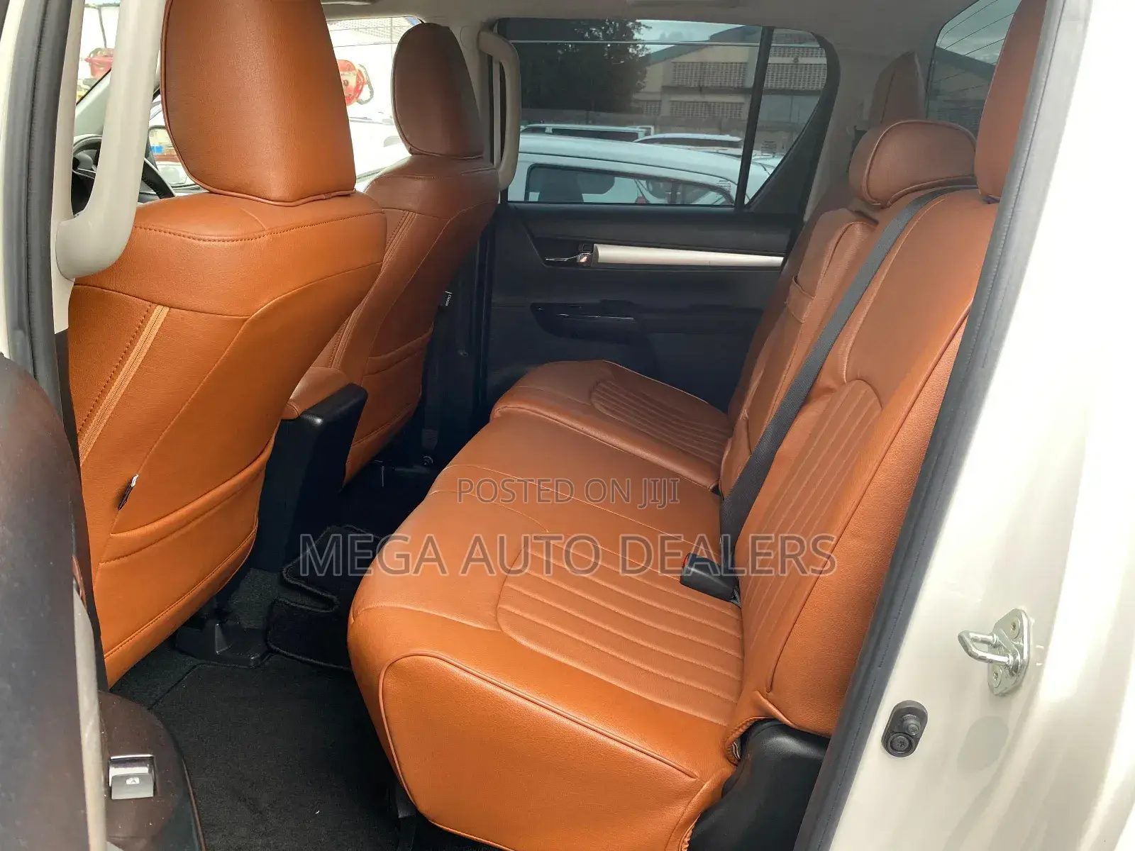 Toyota Hilux 2018 White