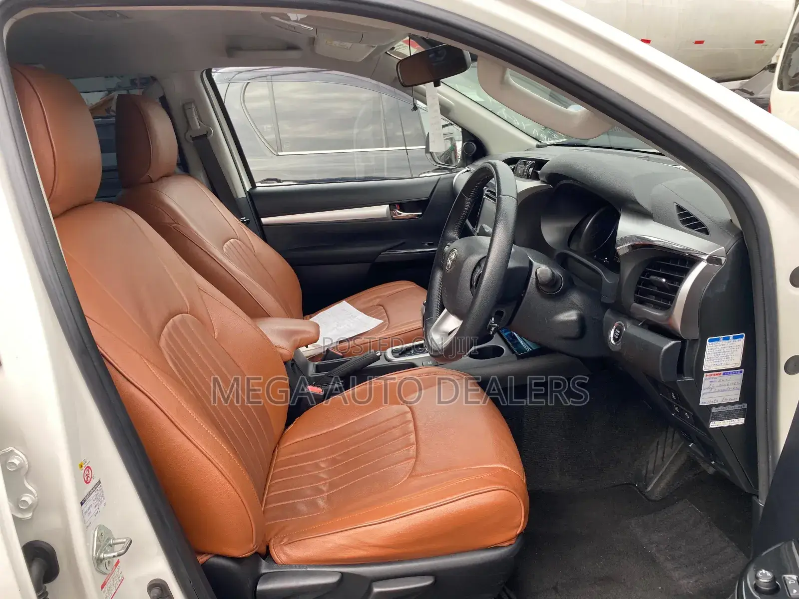 Toyota Hilux 2018 White