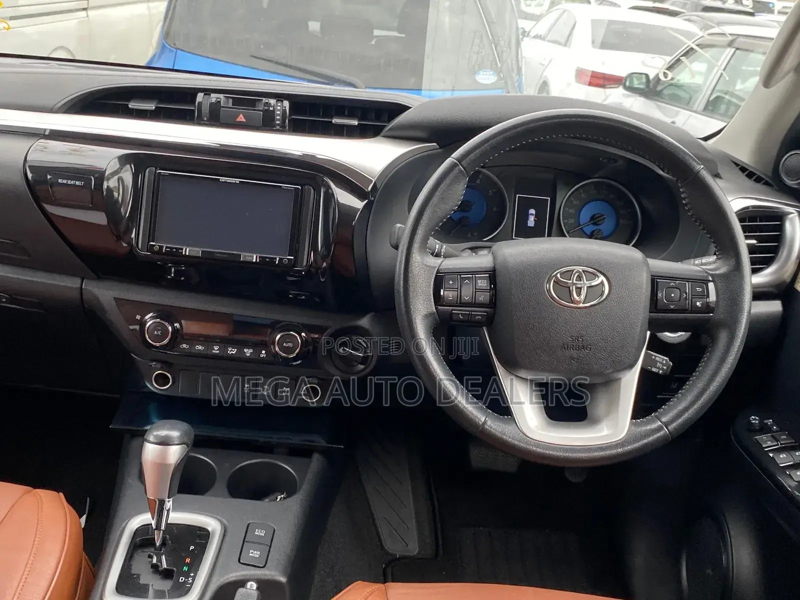 Toyota Hilux 2018 White