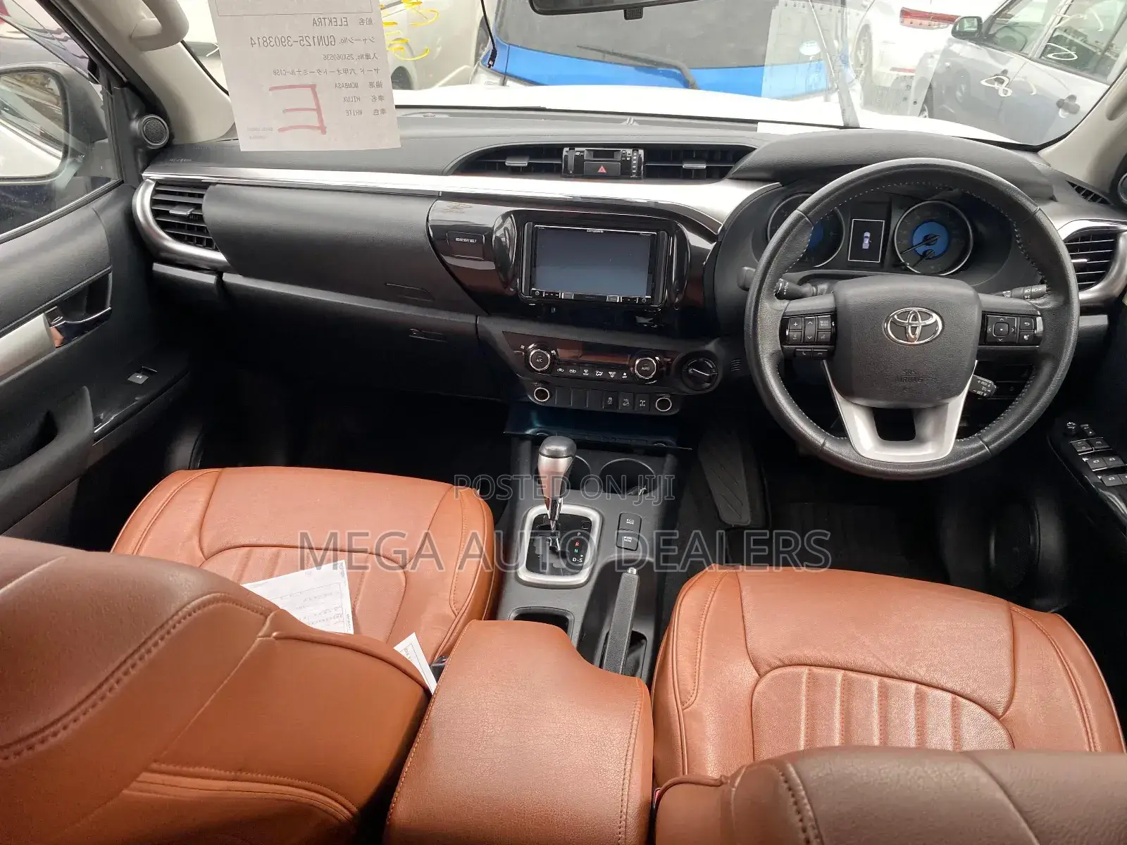 Toyota Hilux 2018 White