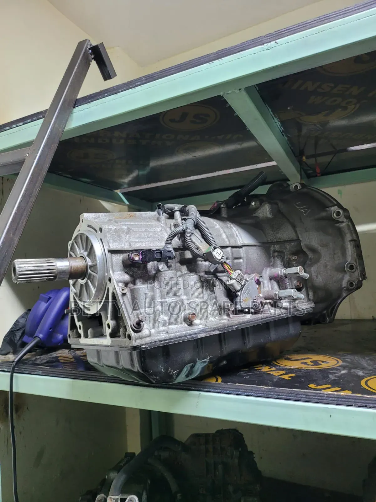 Toyota V8 200 Series Gearbox 2uz