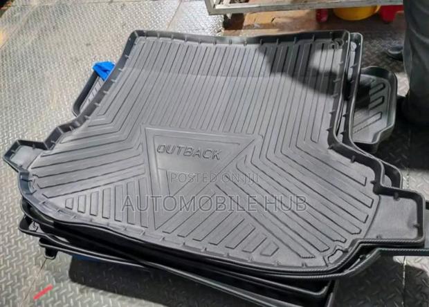 Subaru Outback Boot Mat - main view