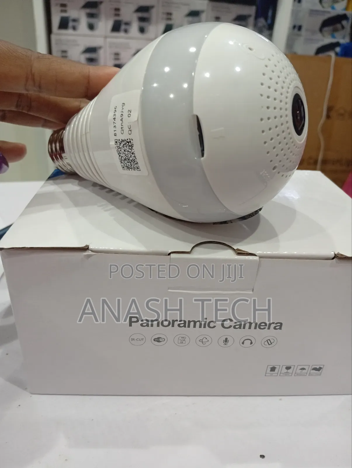 1080p Resolution PTZ Wireless Wifi Bulb Security Camera