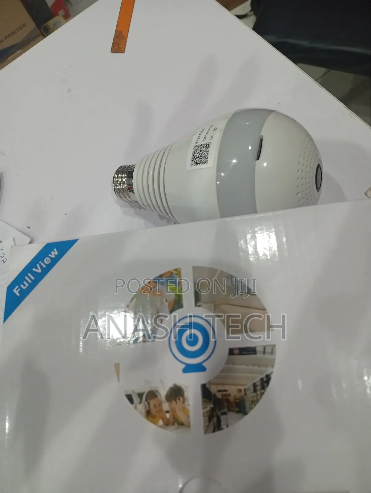 360° Panoramic View PTZ Wi-Fi CCTV Bulb Security Camera