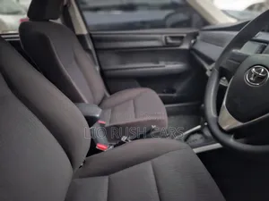 Toyota Corolla Fielder 2018 Black