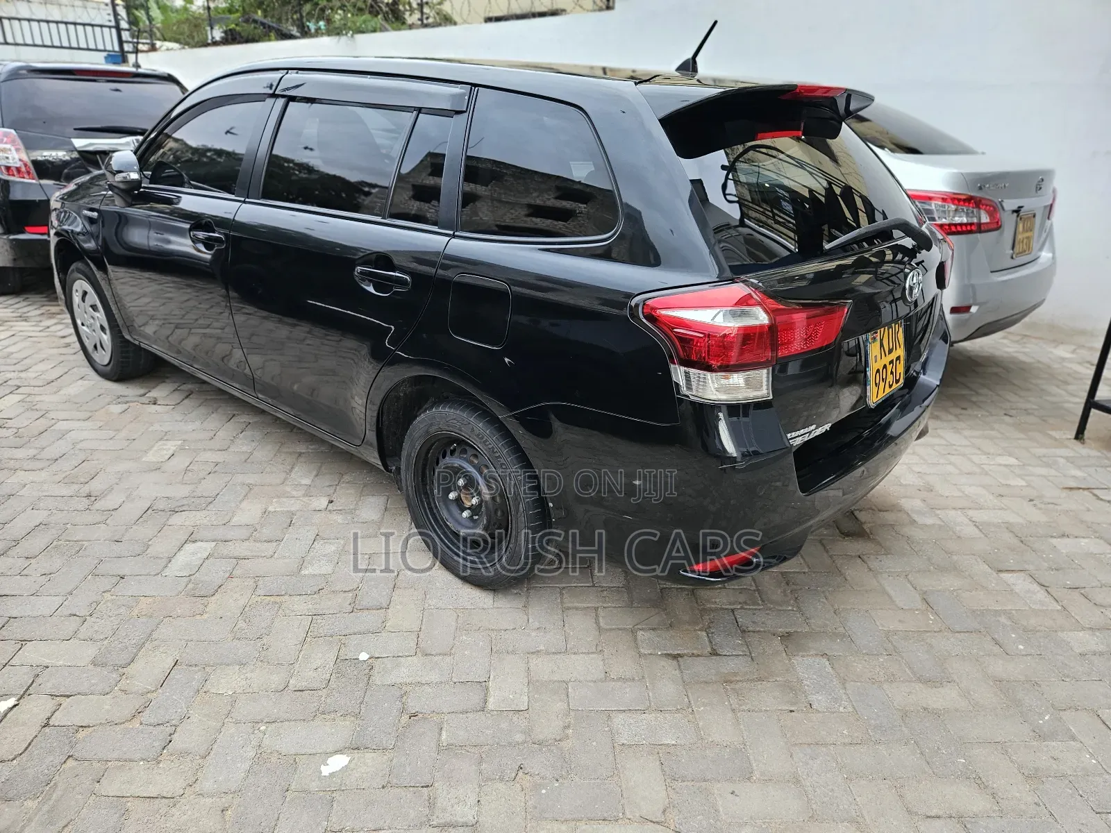 Toyota Corolla Fielder 2018 Black