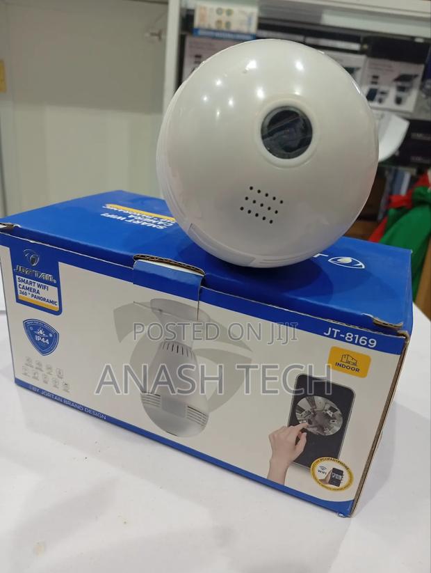 High Definition Wireless Wi-Fi CCTV Bulb Security Camera - main view