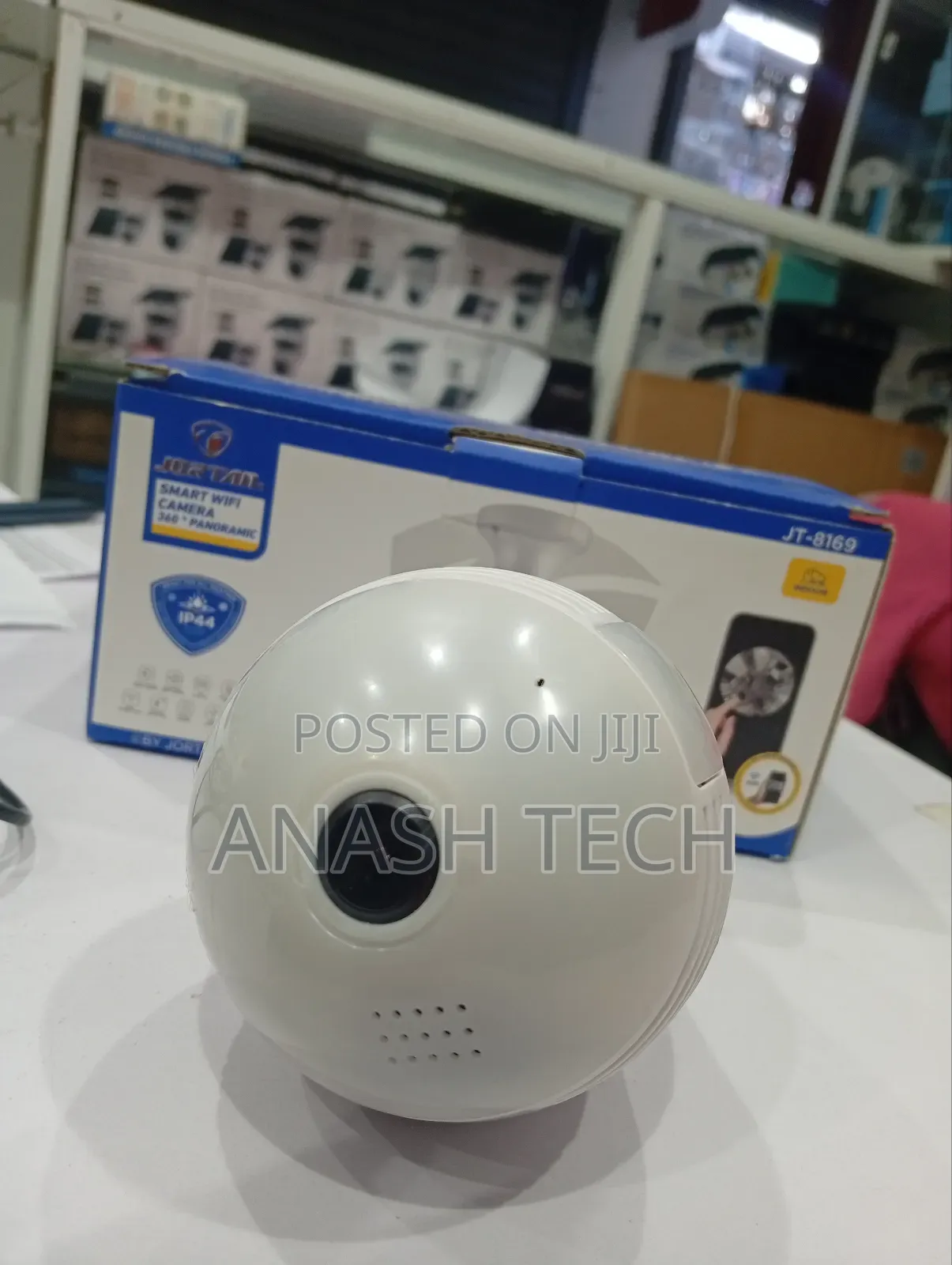 Reliable Performance Wireless Wi-Fi CCTV Bulb Camera