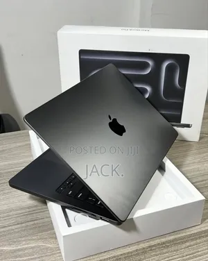 Laptop Apple MacBook Pro 2023 M3 Max 14-Inch 128GB Apple M3 Max SSD 4T