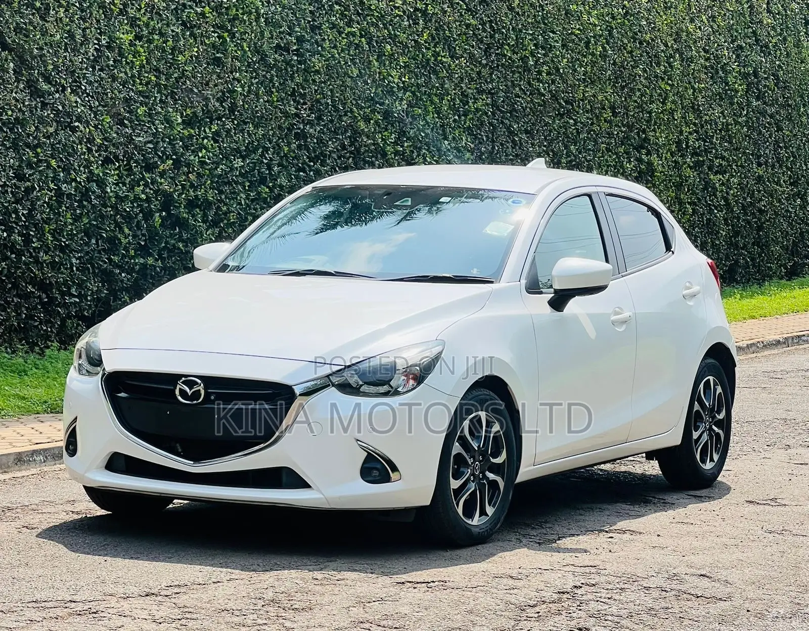 Mazda Demio 2019 White