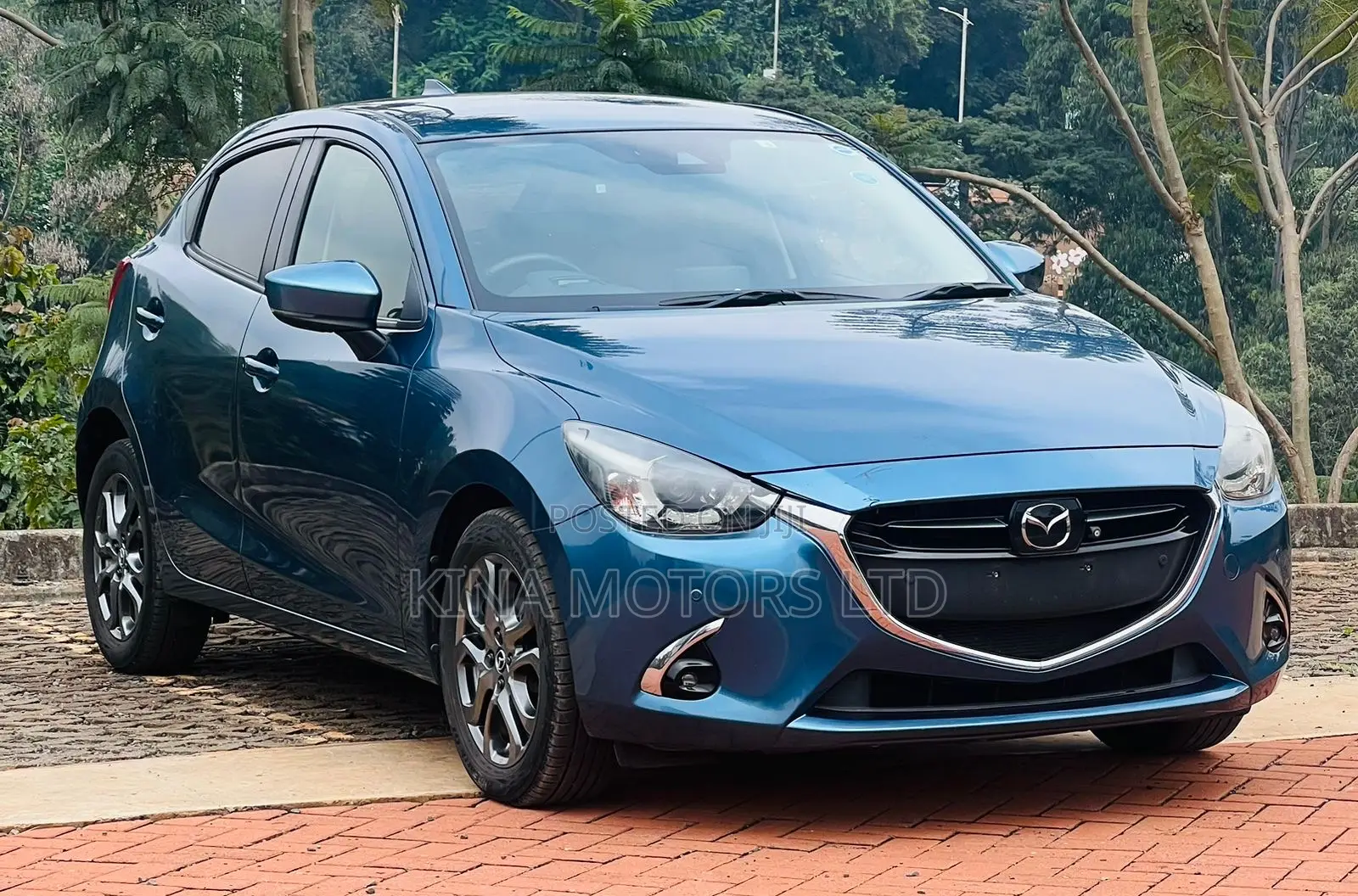 Mazda Demio 2018 Blue