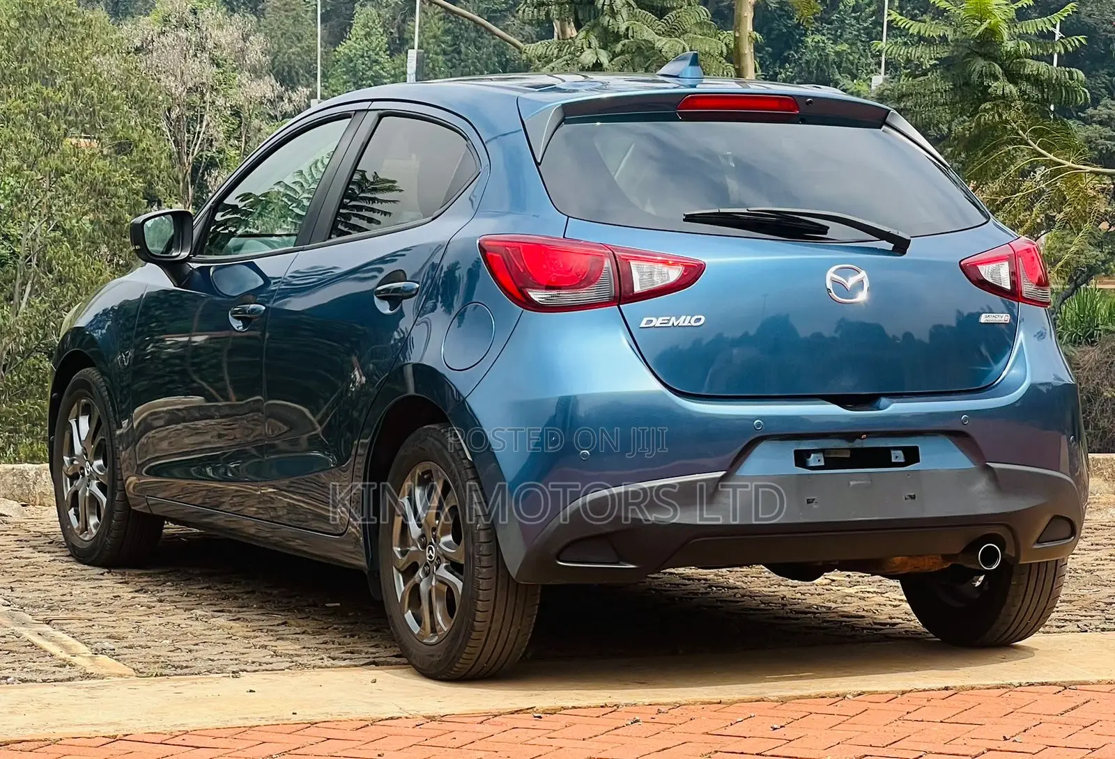 Mazda Demio 2018 Blue