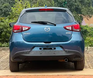 Mazda Demio 2018 Blue