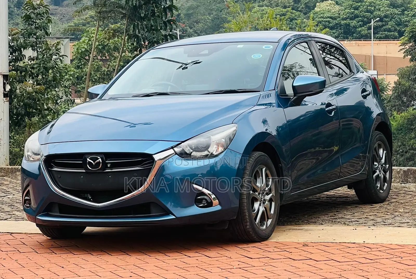 Mazda Demio 2018 Blue