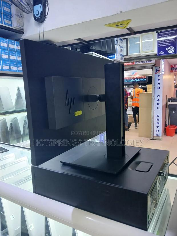 Desktop Computer HP EliteDesk 800 8GB Intel Core I5 SSD 256GB - thumbnail 2