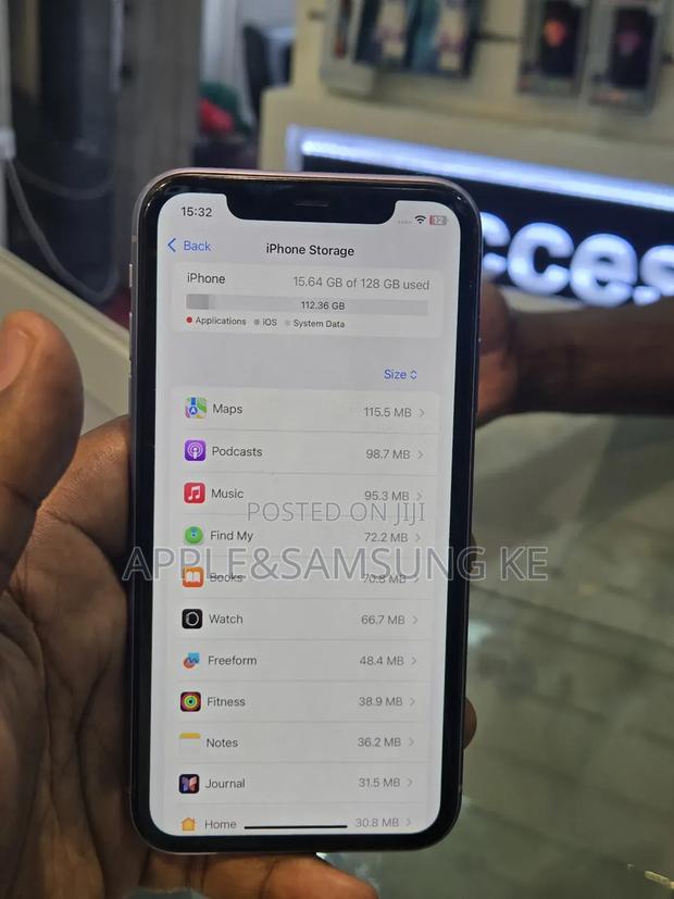 Apple iPhone 11 128 GB Purple - thumbnail 6