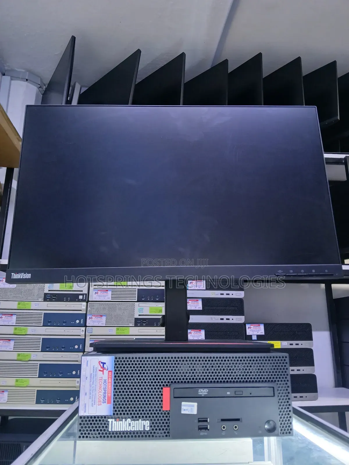 Lenovo ThinkCentre M710e SFF 8GB Intel Core I3 SSD 256GB
