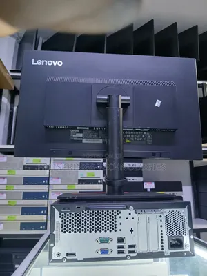 Lenovo ThinkCentre M710e SFF 8GB Intel Core I3 SSD 256GB