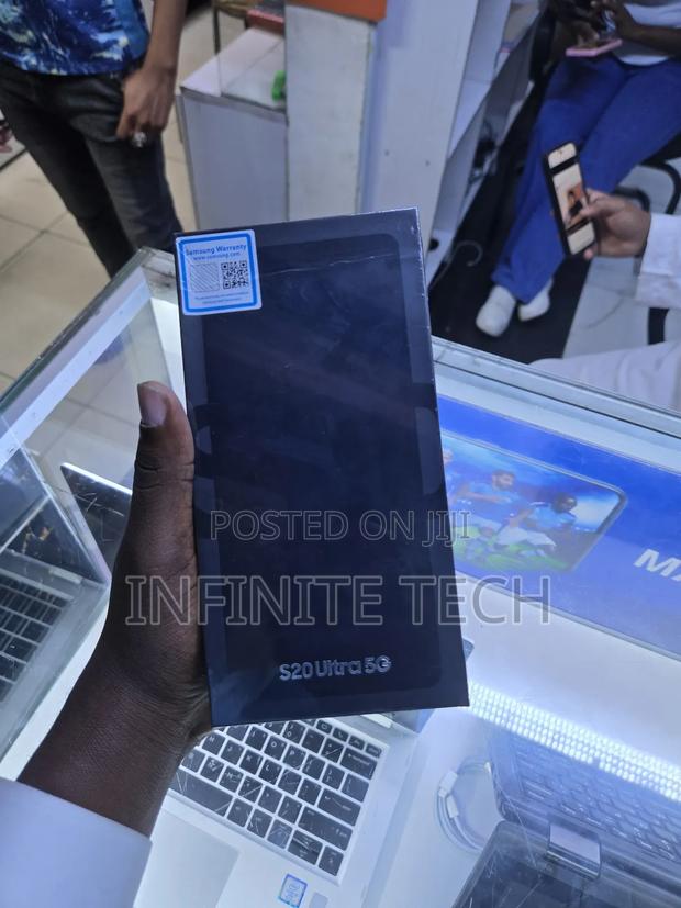 New Samsung Galaxy S20 Ultra 256 GB Black - main view