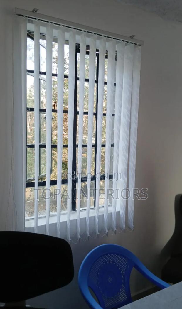 White Vertical Office Blinds for Office Curtains