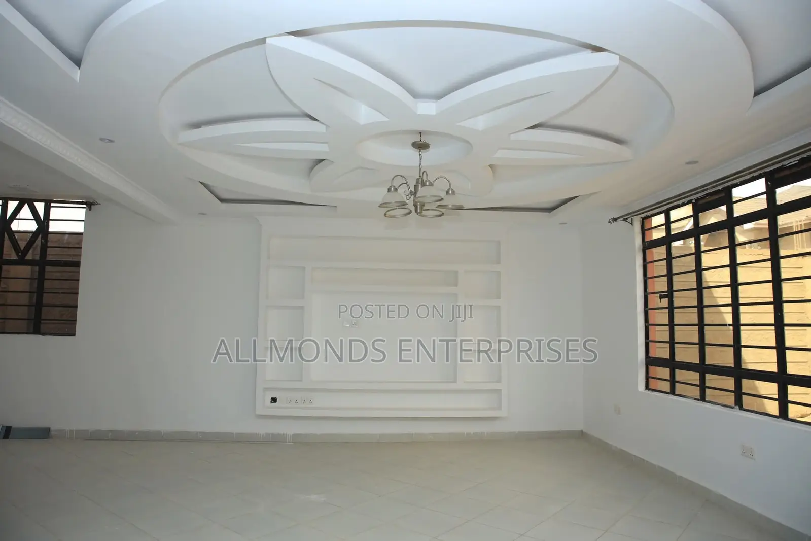 3bdrm Maisonette in Matangi, Murera for sale