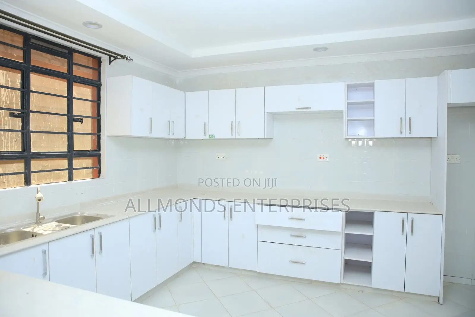3bdrm Maisonette in Matangi, Murera for sale