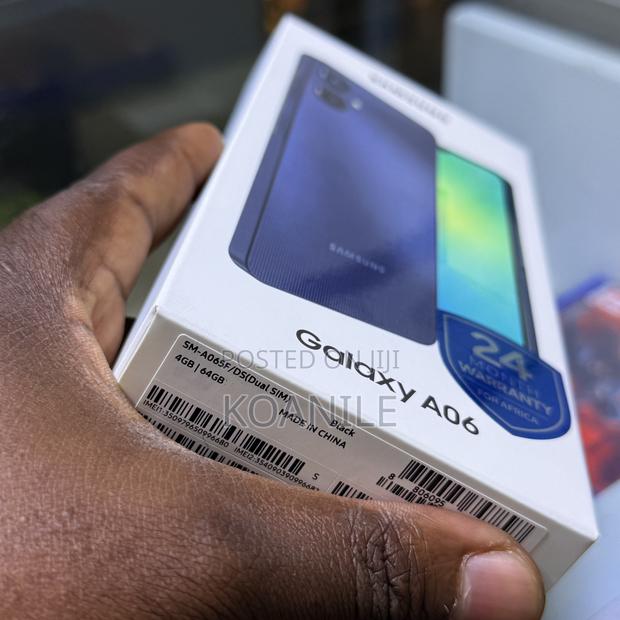 New Samsung Galaxy A06 64 GB Black - thumbnail 3