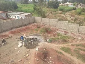 Building Perimeter Wall