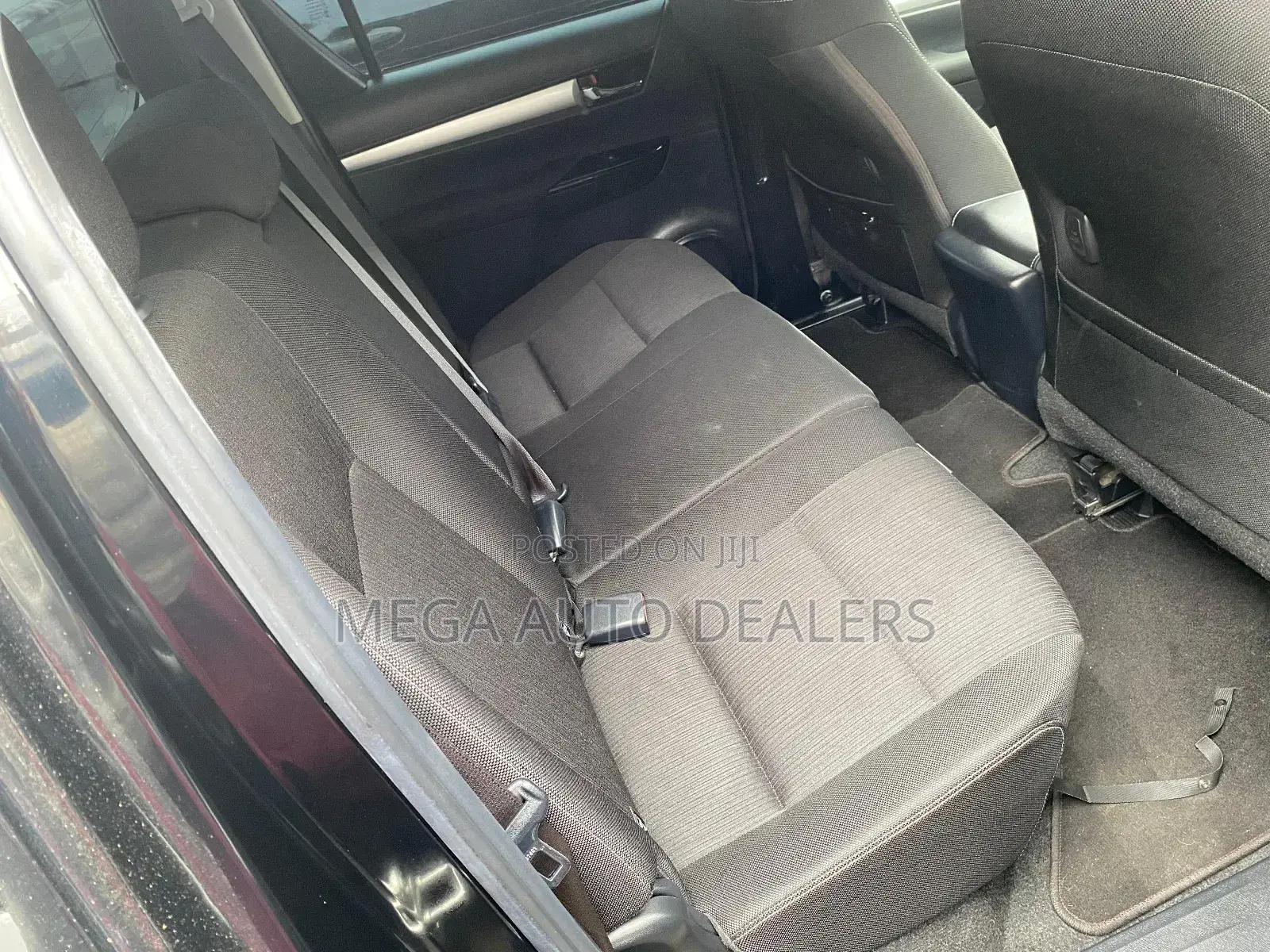 Toyota Hilux 2020 Black