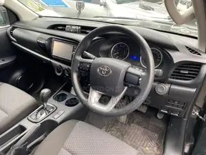 Toyota Hilux 2019 Black